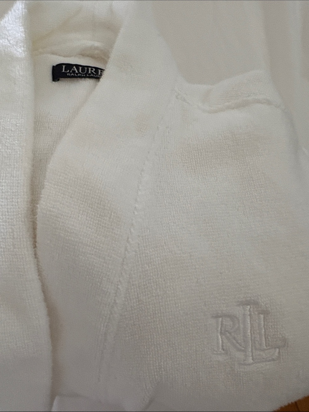 Ralph Lauren White Terry Bathrobe with Belt - Picture 8 of 10